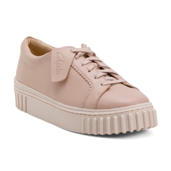NEW CLARKS Leather Wide Mayhill Walk Comfort Sneakers - Picture 1 of 3